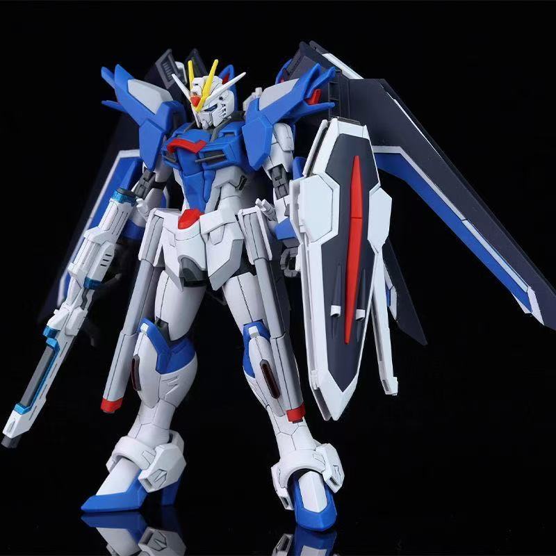 Bandai Model Gundam Hg - نموذج HG STTS-909 Rising Freedom Gundam،
