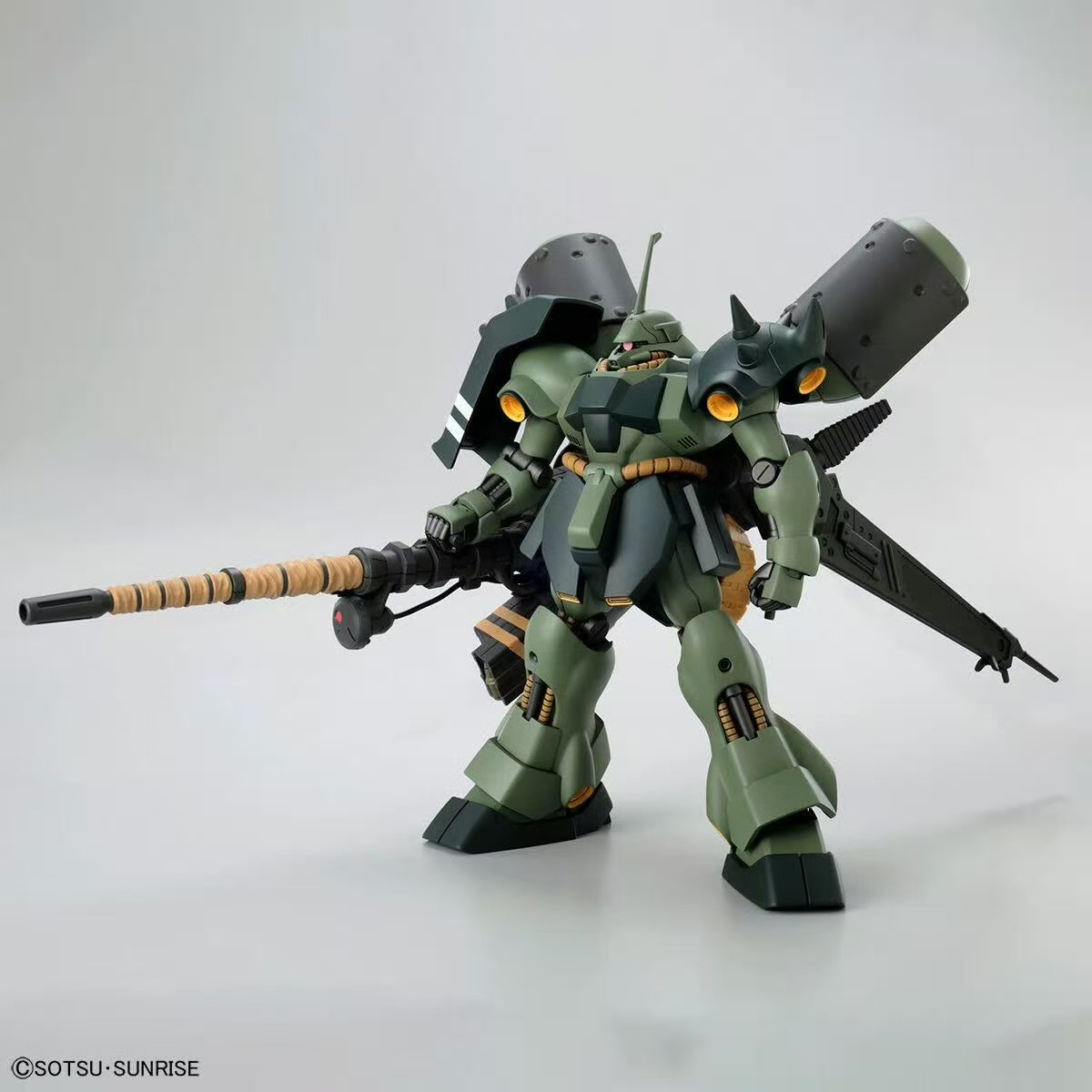 بانداي HG 1/144 AMS-119 جيريا  - مراجعة Bandai Model Gundam Hg وسعره
